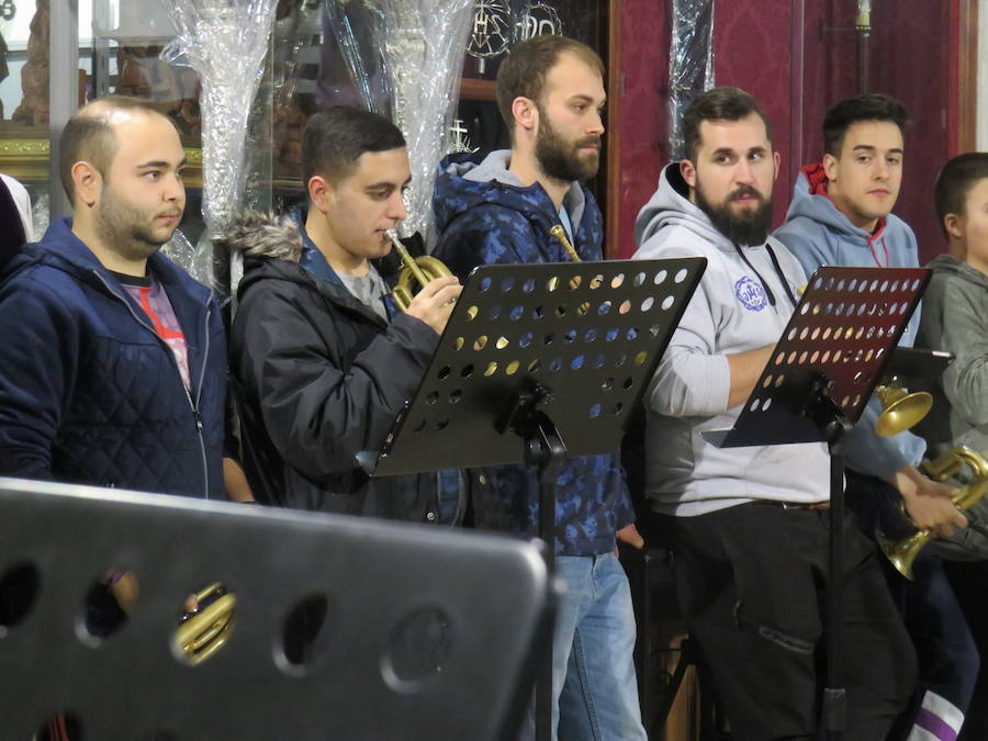 Fotos: Últimos ensayos en la agrupación del Nazareno