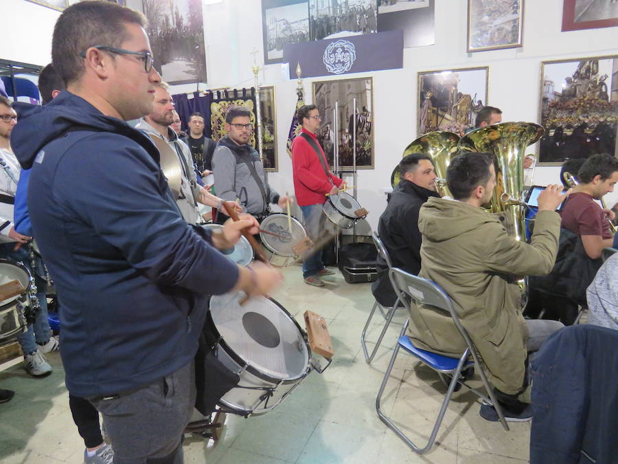 Fotos: Últimos ensayos en la agrupación del Nazareno