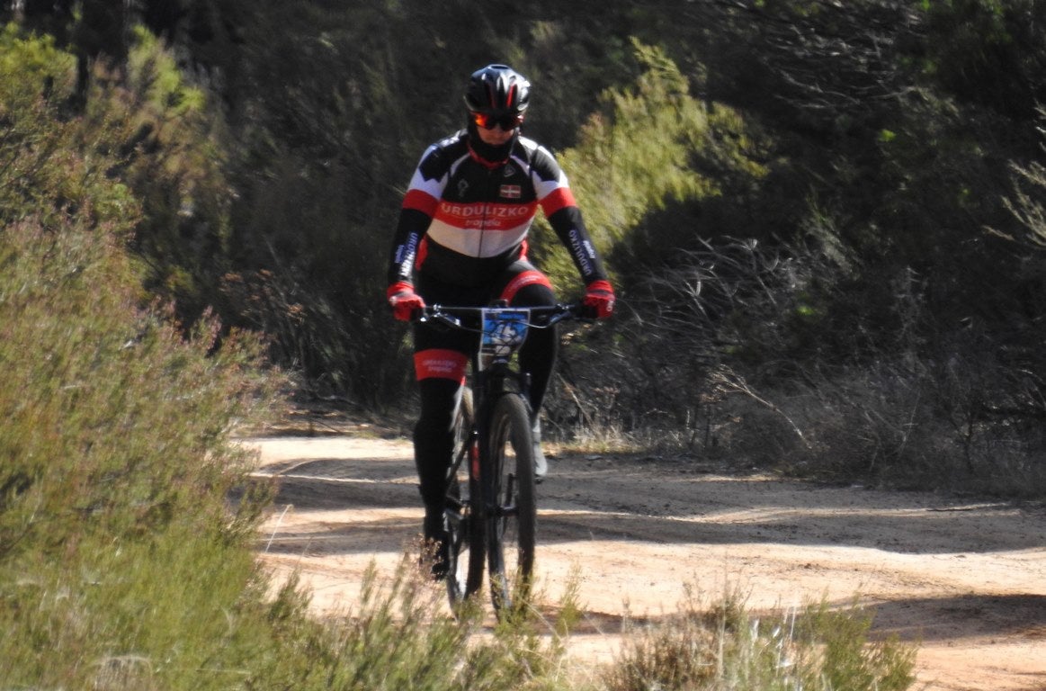 700 corredores se citan en la Power Race 2019 con la presencia de numeroso público y que ha tenido al exprofesional Santiago Blanco Gil como gran protagonista