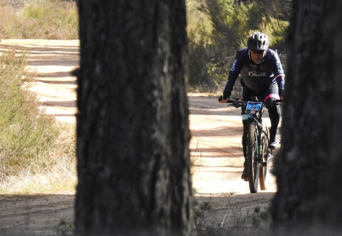 700 corredores se citan en la Power Race 2019 con la presencia de numeroso público y que ha tenido al exprofesional Santiago Blanco Gil como gran protagonista