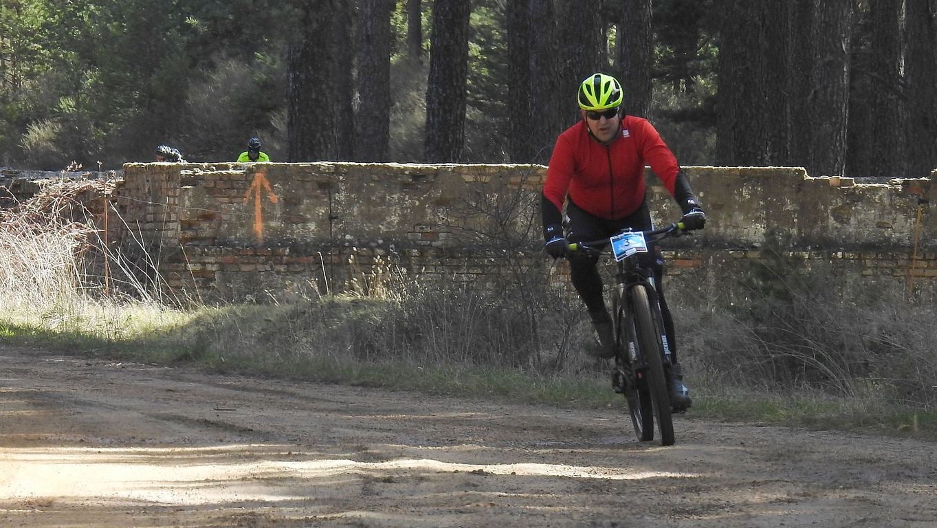 700 corredores se citan en la Power Race 2019 con la presencia de numeroso público y que ha tenido al exprofesional Santiago Blanco Gil como gran protagonista