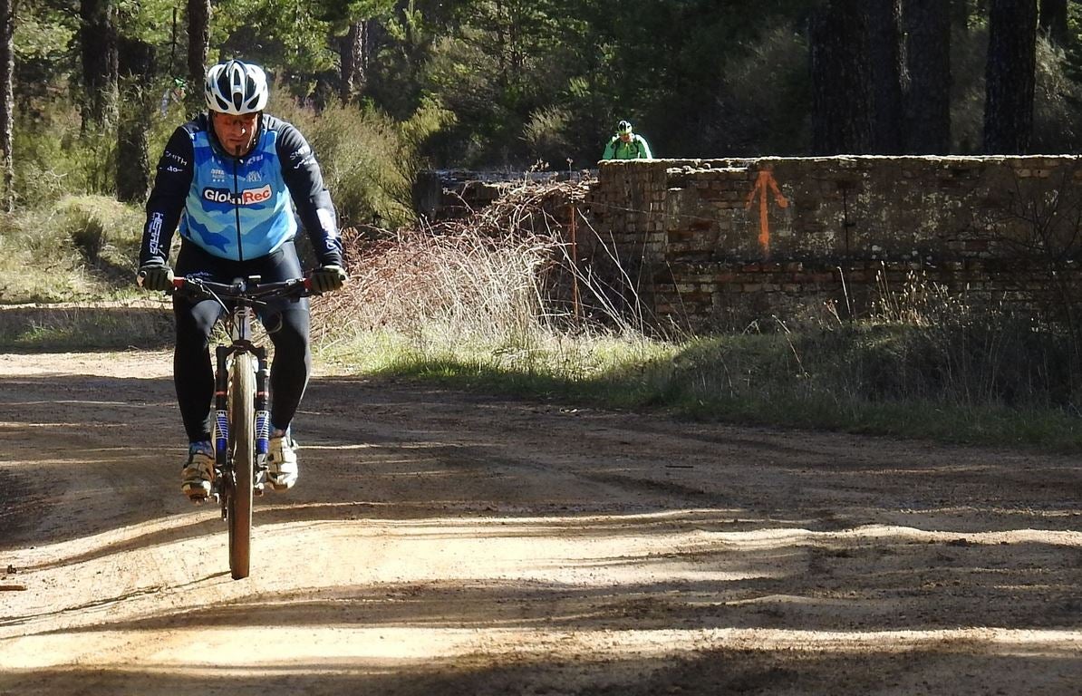 700 corredores se citan en la Power Race 2019 con la presencia de numeroso público y que ha tenido al exprofesional Santiago Blanco Gil como gran protagonista