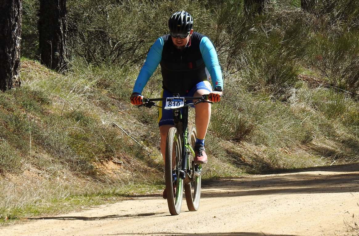 700 corredores se citan en la Power Race 2019 con la presencia de numeroso público y que ha tenido al exprofesional Santiago Blanco Gil como gran protagonista