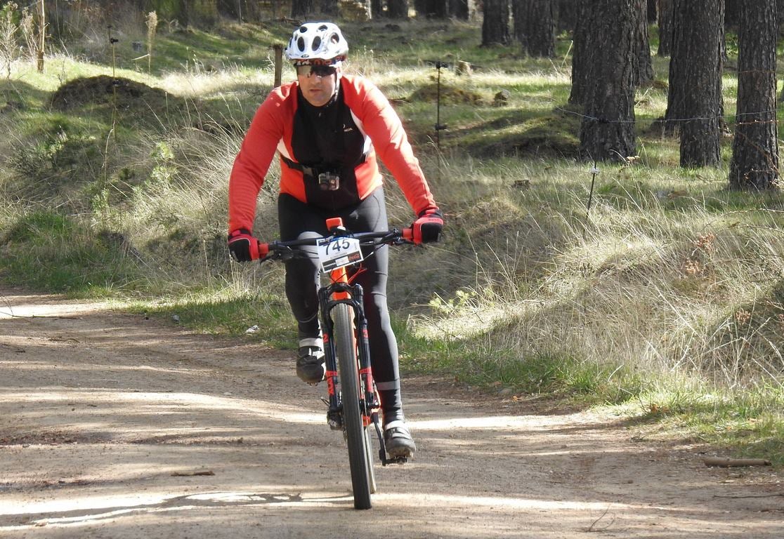 700 corredores se citan en la Power Race 2019 con la presencia de numeroso público y que ha tenido al exprofesional Santiago Blanco Gil como gran protagonista