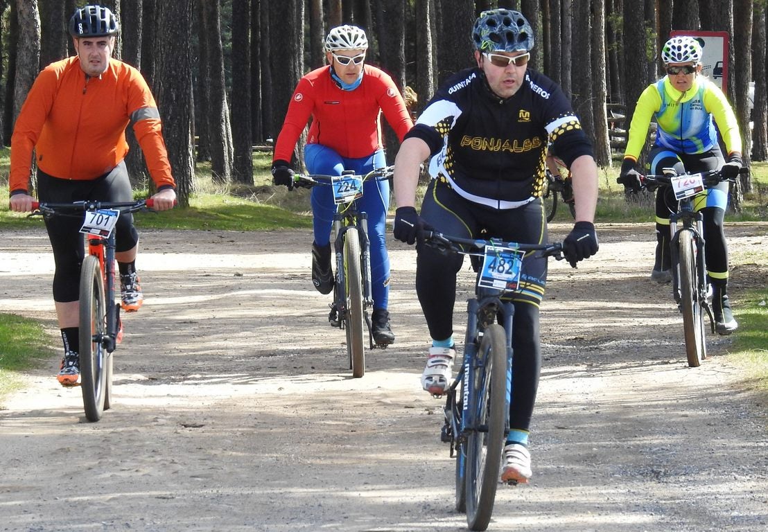 700 corredores se citan en la Power Race 2019 con la presencia de numeroso público y que ha tenido al exprofesional Santiago Blanco Gil como gran protagonista