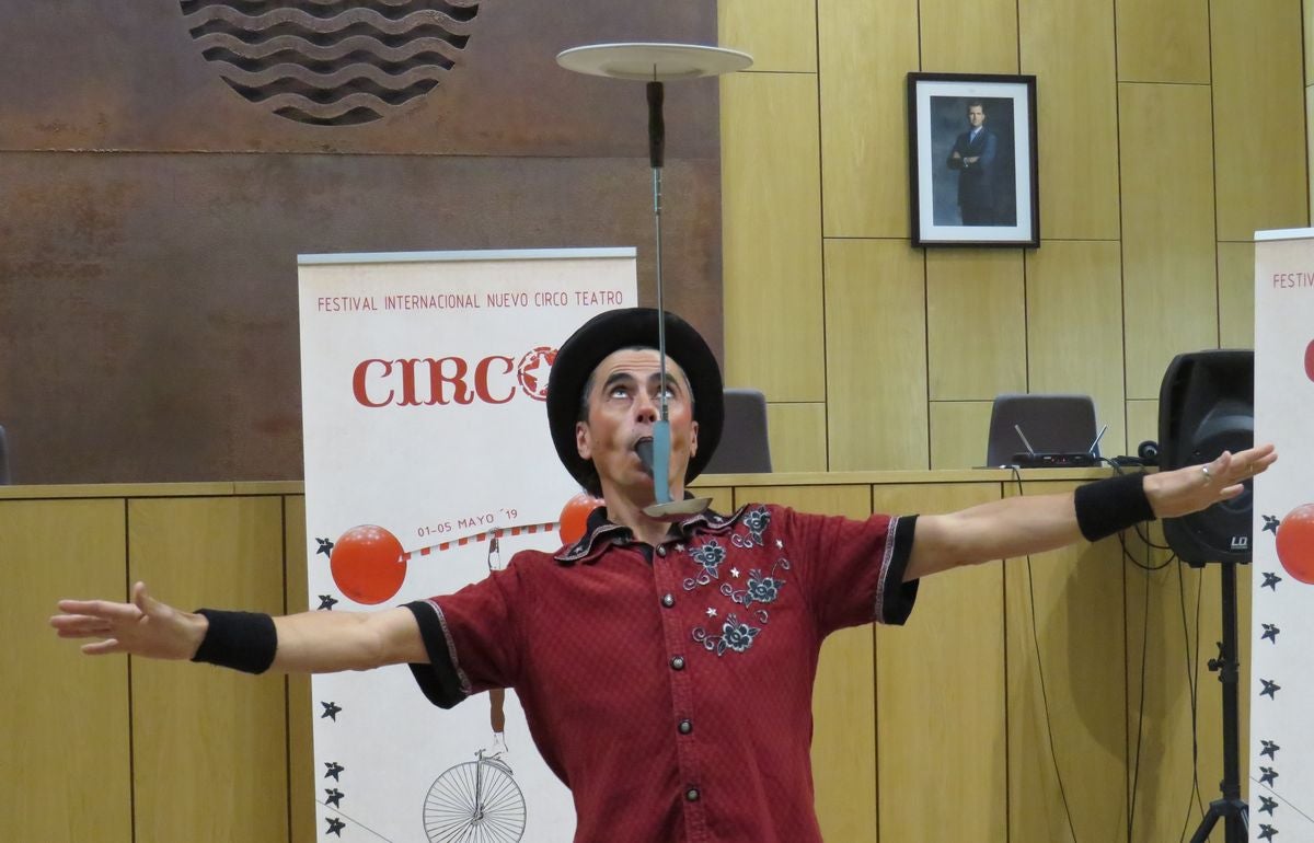 Fotos: Demostración del I Festival Internacional de Circo de Villaquilambre