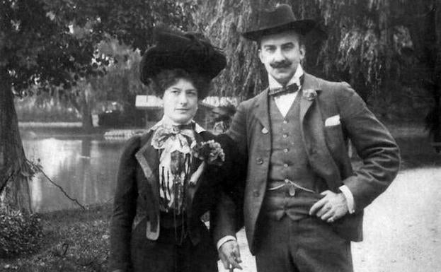 María Mestayer, la Marquesa de la Parabeer y Ramón Echagüe, en París, poco después de contraer matrimonio.