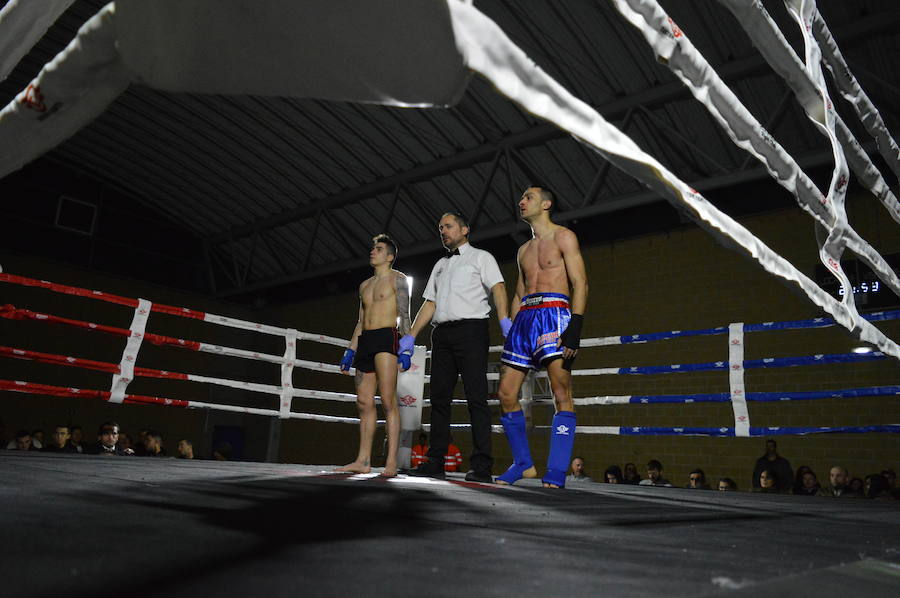 Centenares de personas se reunieron en un evento único y diferente de k 1, muay-thai, brazilian jiu-jítsu y capoeira reflejando el buen momento que vive estos deportes en León.