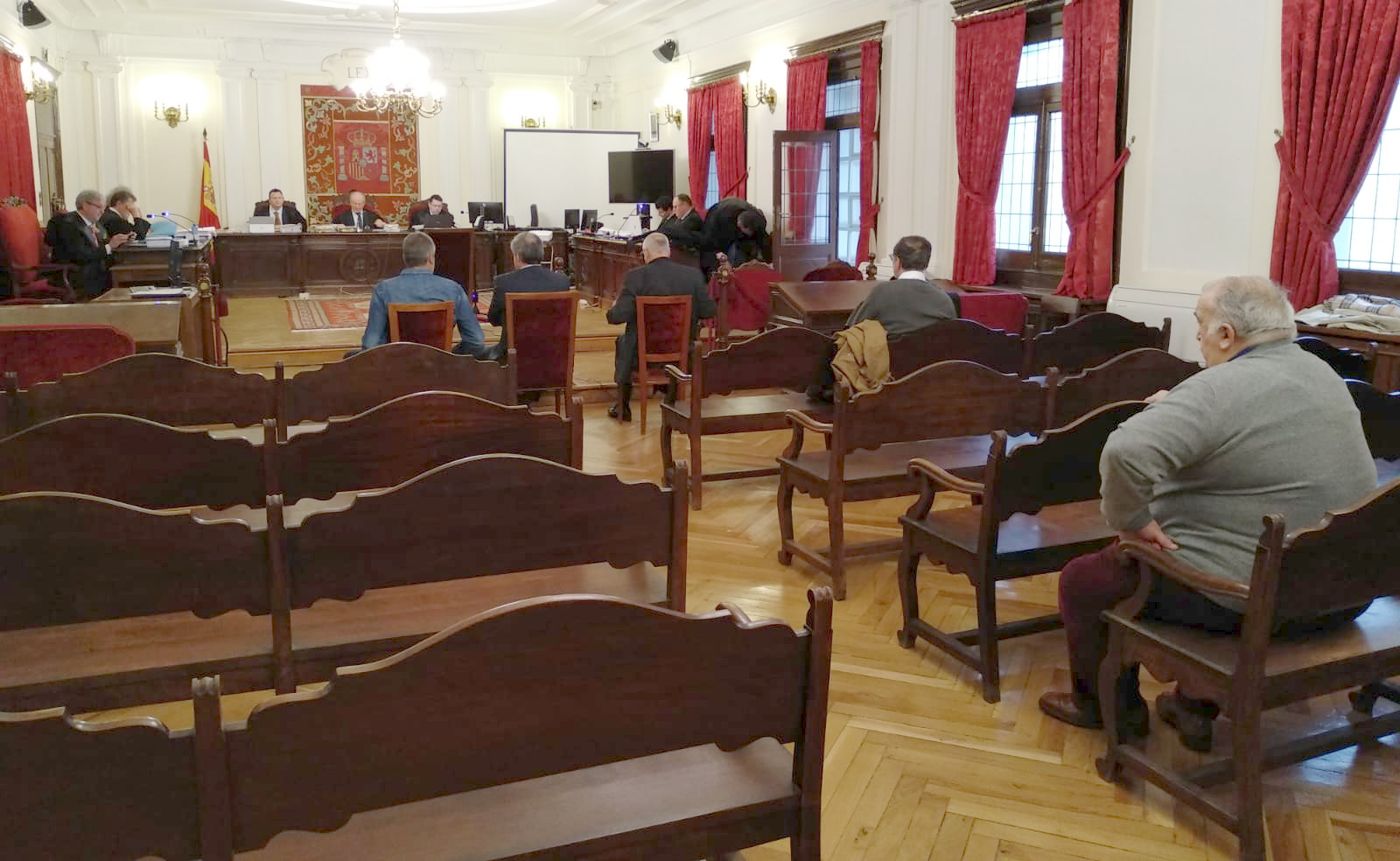 Segunda jornada de juicio por 'El Feixolín' en la Audiencia Provincial de León