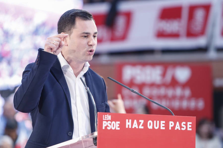 Fotos: Acto electoral de Pedro Sánchez en León