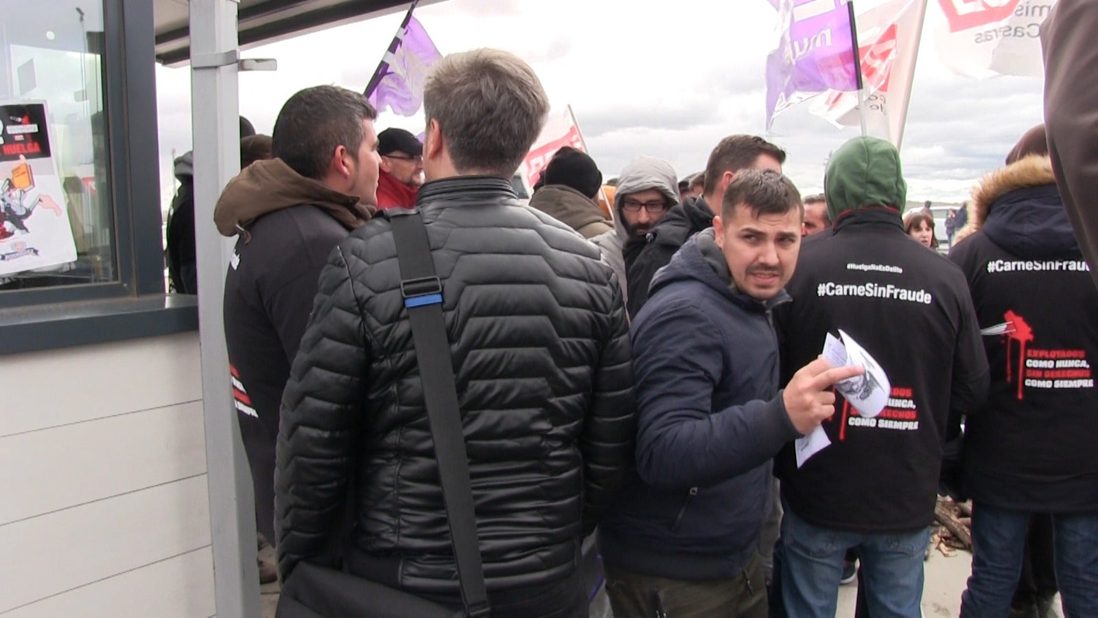 Fotos: Los trabajadores de Embutidos Rodríguez vuelven a la calle