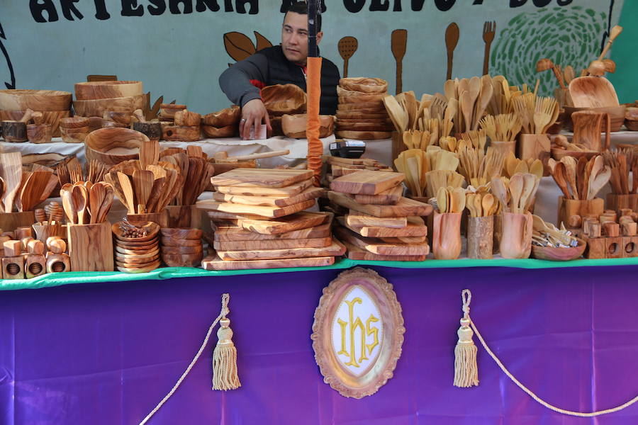 Fotos: León recupera la Feria de la Semana Santa