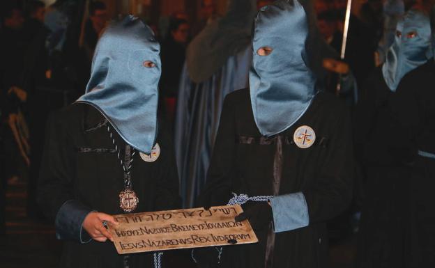 Galería. Tradicional vía crucis del Cristo de la Bienaventuranza. 