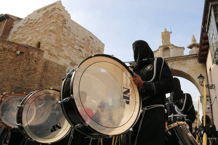 Fotos: Imágenes de la procesión del Cristo del Gran Poder en León