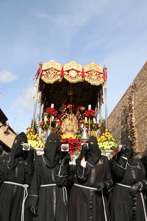 Fotos: Imágenes de la procesión del Cristo del Gran Poder en León