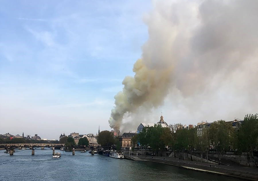 Fotos: Las imágenes del incendio de la Catedral de Notre Dame