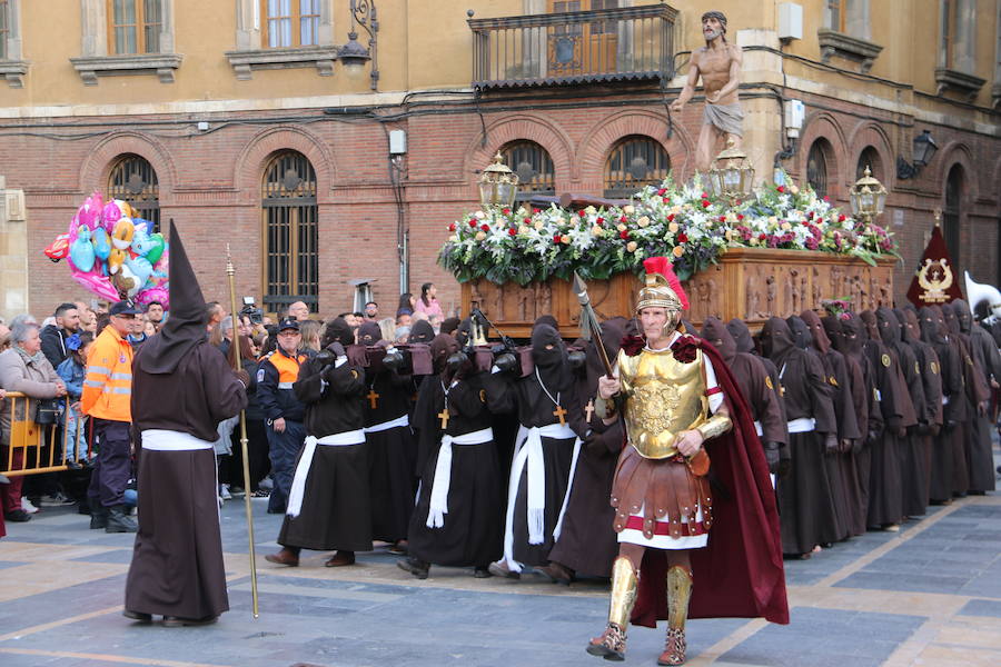 Fotos: Acto del Perdón en la Catedral de León