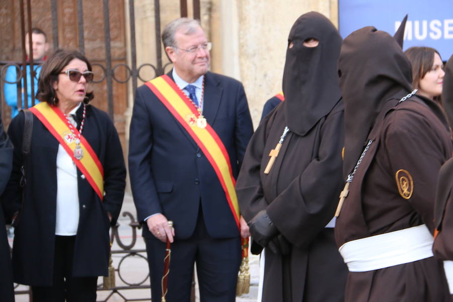 Fotos: Acto del Perdón en la Catedral de León