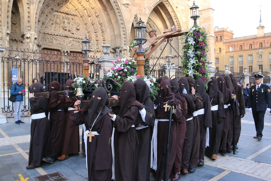 Fotos: Acto del Perdón en la Catedral de León