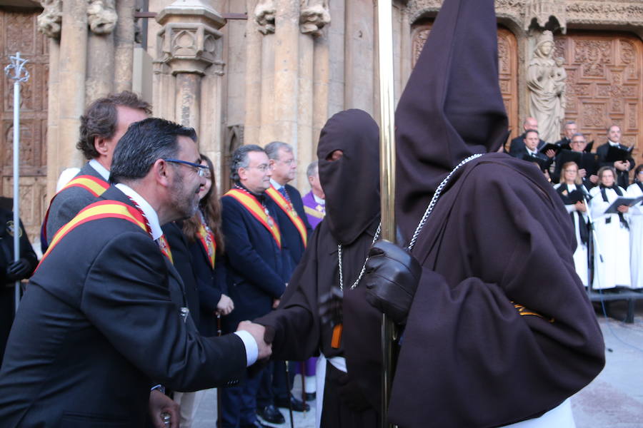 Fotos: Acto del Perdón en la Catedral de León