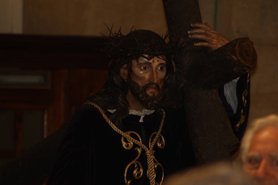 Fotos: Imágenes del Vía Crucis Leonés Cantado