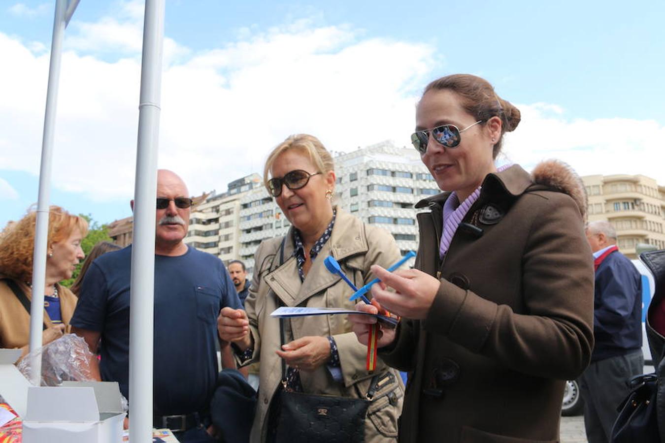 Fotos: El PP sale a la calle