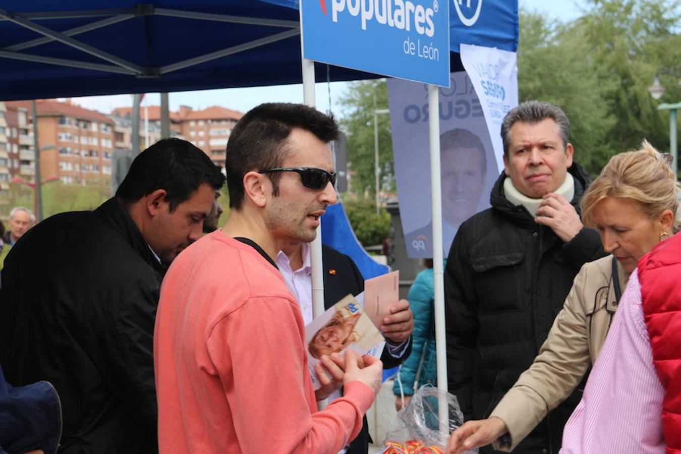 Fotos: El PP sale a la calle