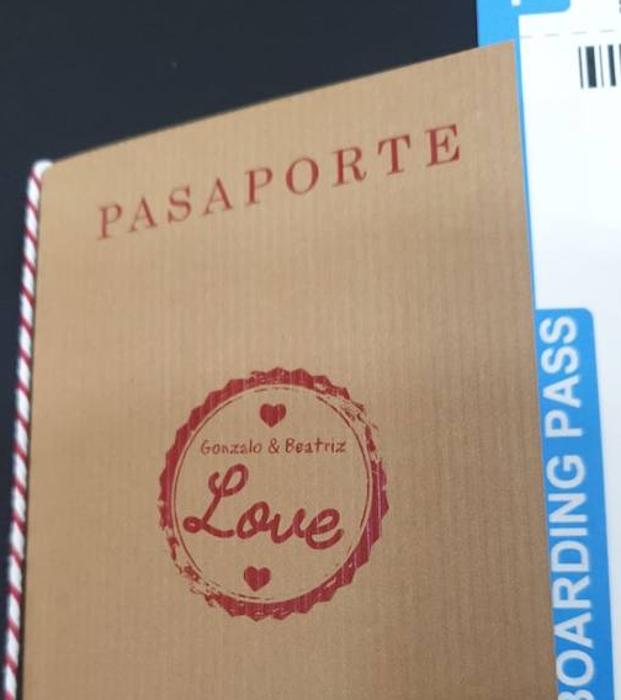 Invitación tipo pasaporte