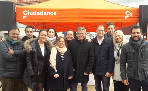 Justo Fernández: «Pido a los indecisos que valoren entre un proyecto decidido para España u optan por Sánchez y el chantaje de los independentistas»