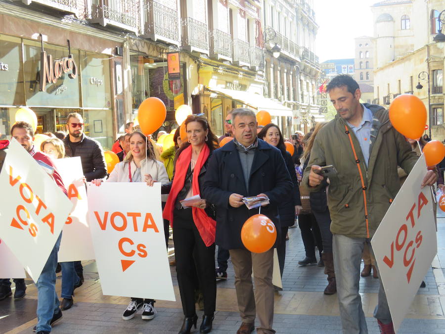 Fotos: Ciudadanos despide su campaña en el centro de León