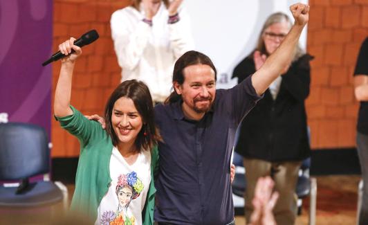 Ana Marcello y Pablo Iglesias, en el acto de León. 