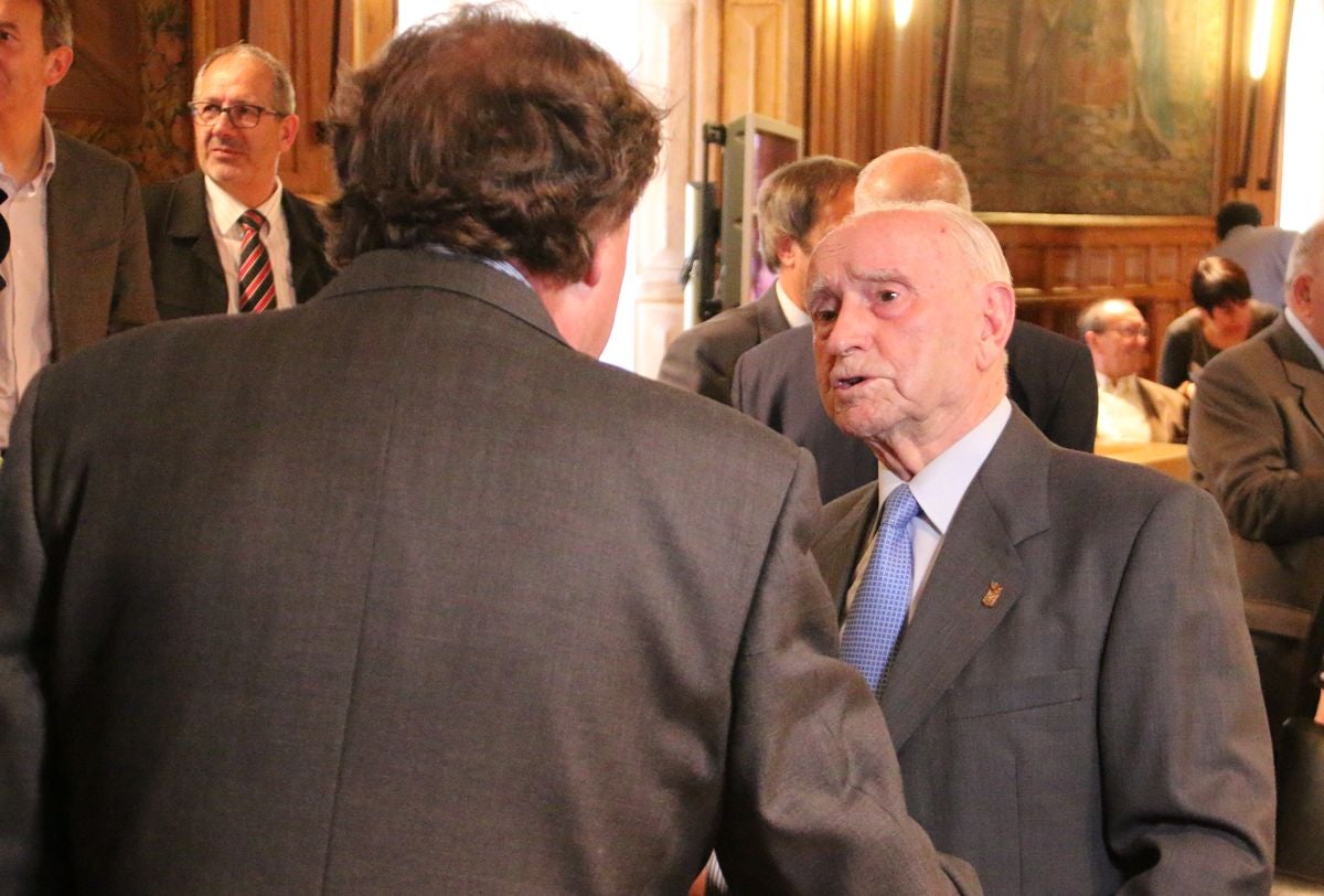 Fotos: Recuerdo a los primeros diputados provinciales de la democracia