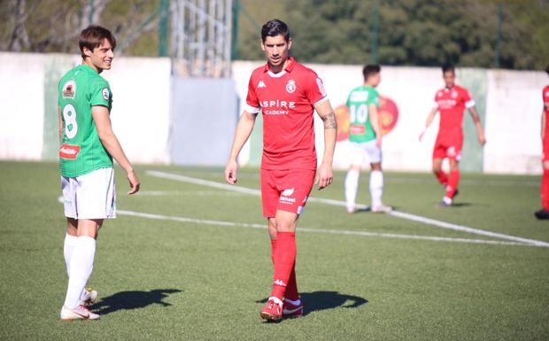 Yeray, durante el partido en Guijuelo.