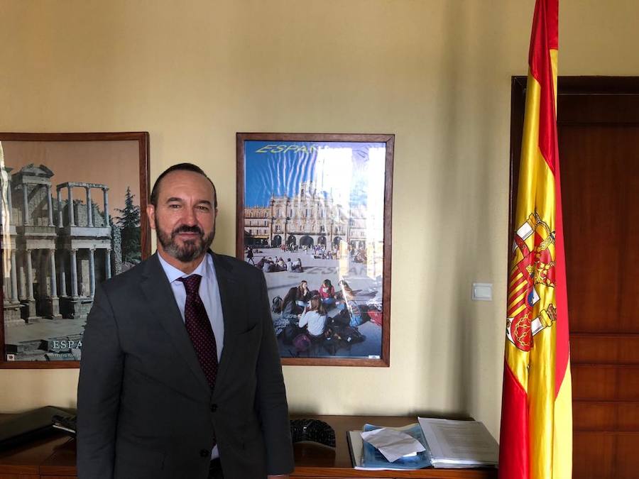 El salmantino Ramón María Moreno es embajador de España en Camerún