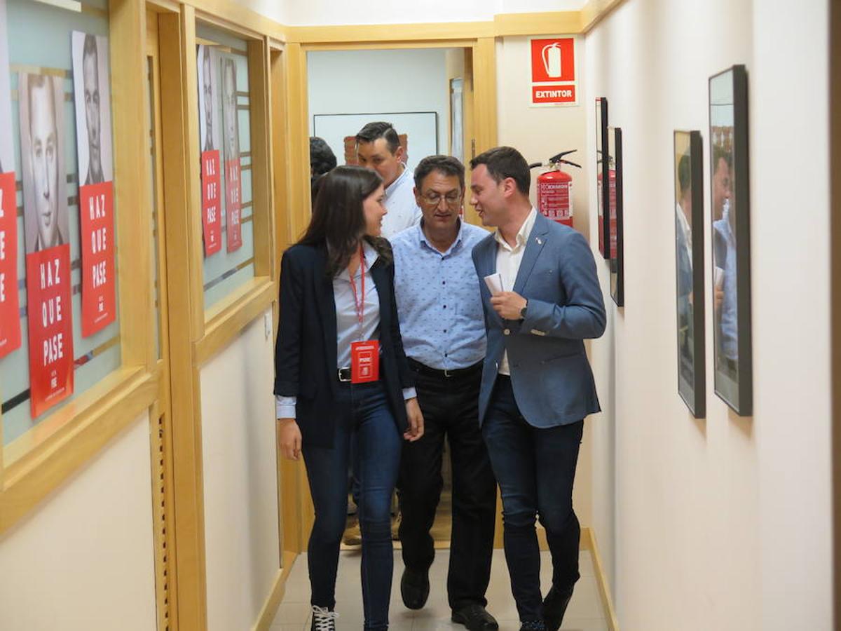 Fotos: El PSOE de León, de fiesta con sus dos diputados