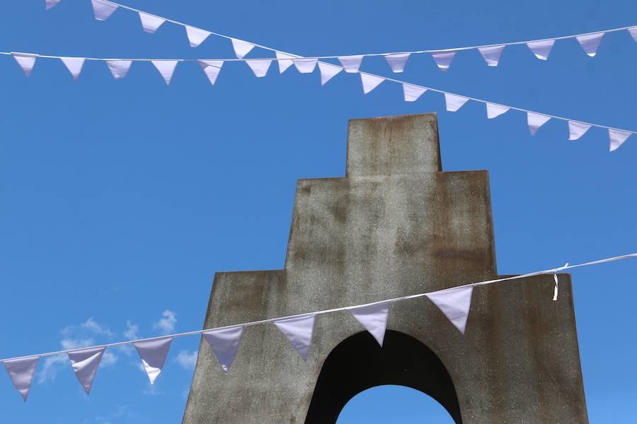 Fotos: El blanco albarín se promociona en León