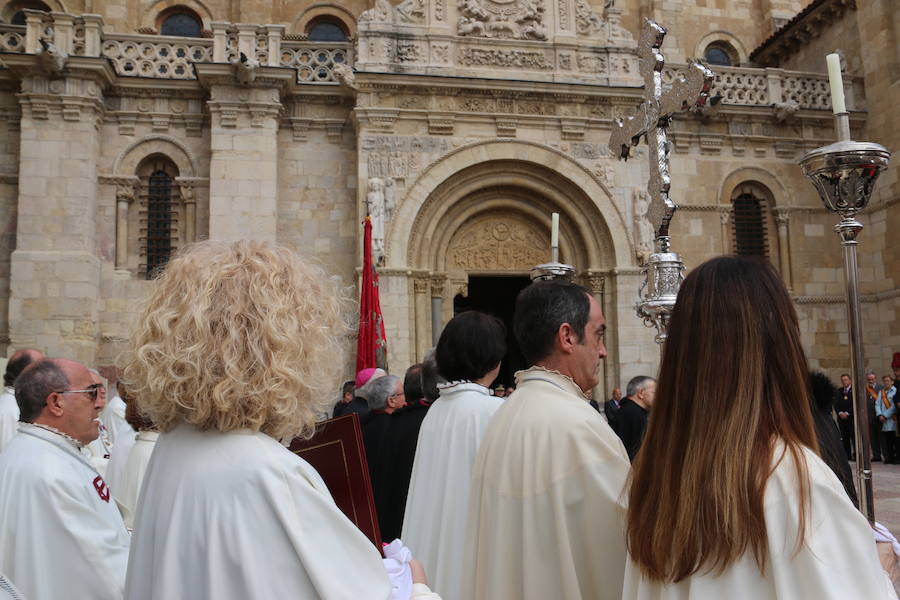 Fotos: Ceremonia de las Cabezadas en San Isidoro