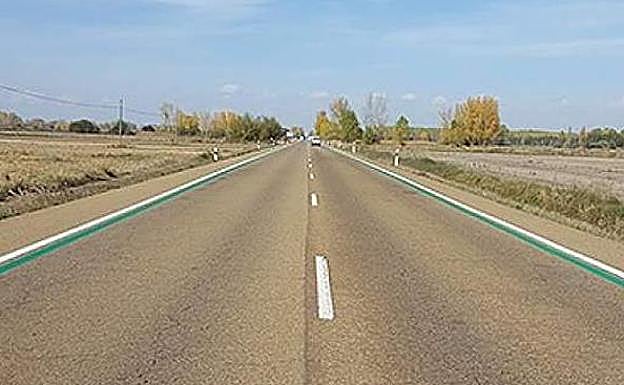 ¿Por qué la DGT está pintando líneas verdes en las carreteras?
