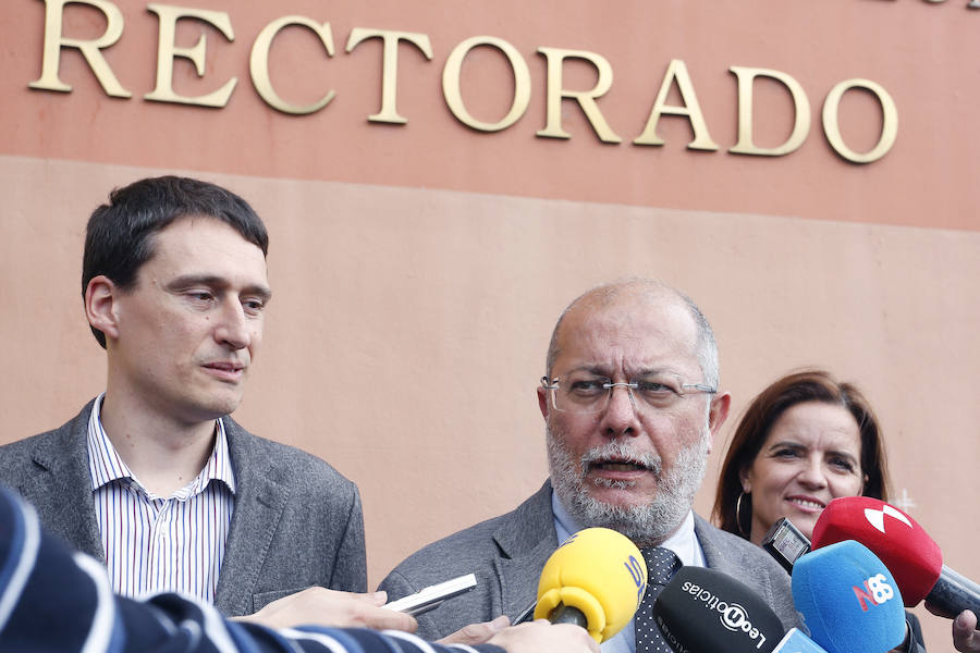 Fotos: Francisco Igea se reúne con el rector de la Universidad de León