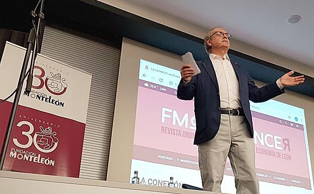 Francisco J. Martínez Carrión, durante su intervención.