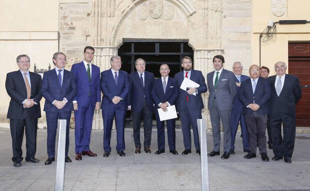 Foto de familia del I Encuentro Parlamentario España-Estados Unidos. 