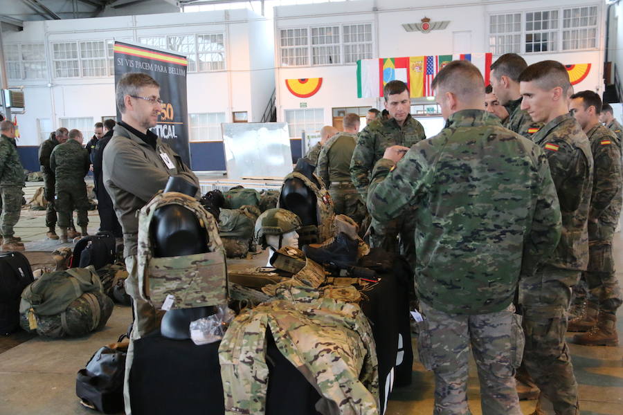 La Brigada Paracaidista lleva la pauta del ejercicio Lone Paratrooper 2019, en el que los paracaidistas de élite de España, Francia, Italia, EE.UU, Portugal, Holanda y Polonia se entrenan en el mejor escenario posible: la Academia Básica del Aire