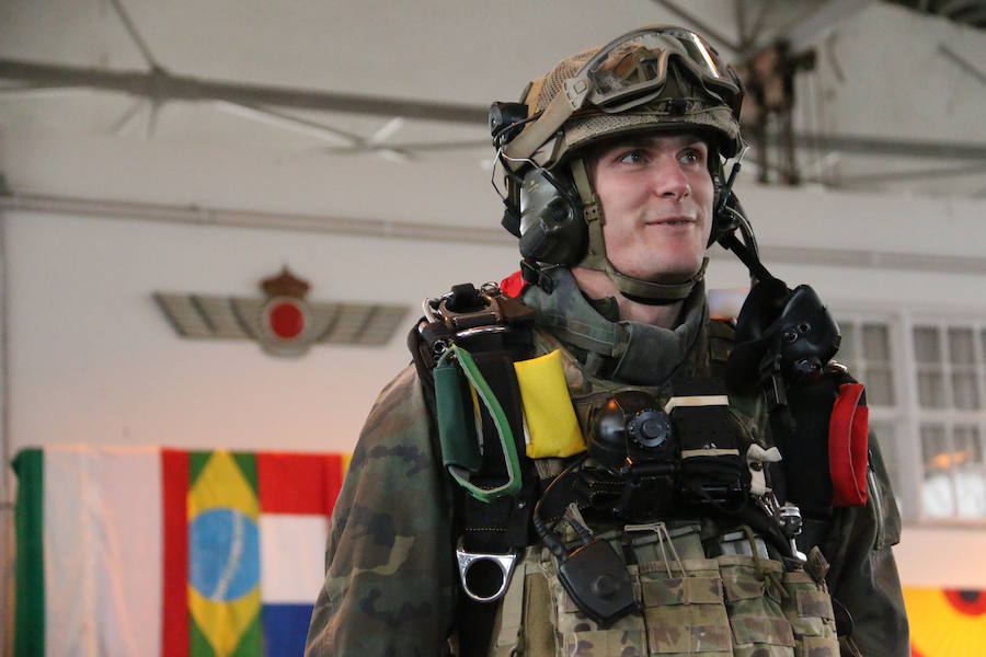 La Brigada Paracaidista lleva la pauta del ejercicio Lone Paratrooper 2019, en el que los paracaidistas de élite de España, Francia, Italia, EE.UU, Portugal, Holanda y Polonia se entrenan en el mejor escenario posible: la Academia Básica del Aire