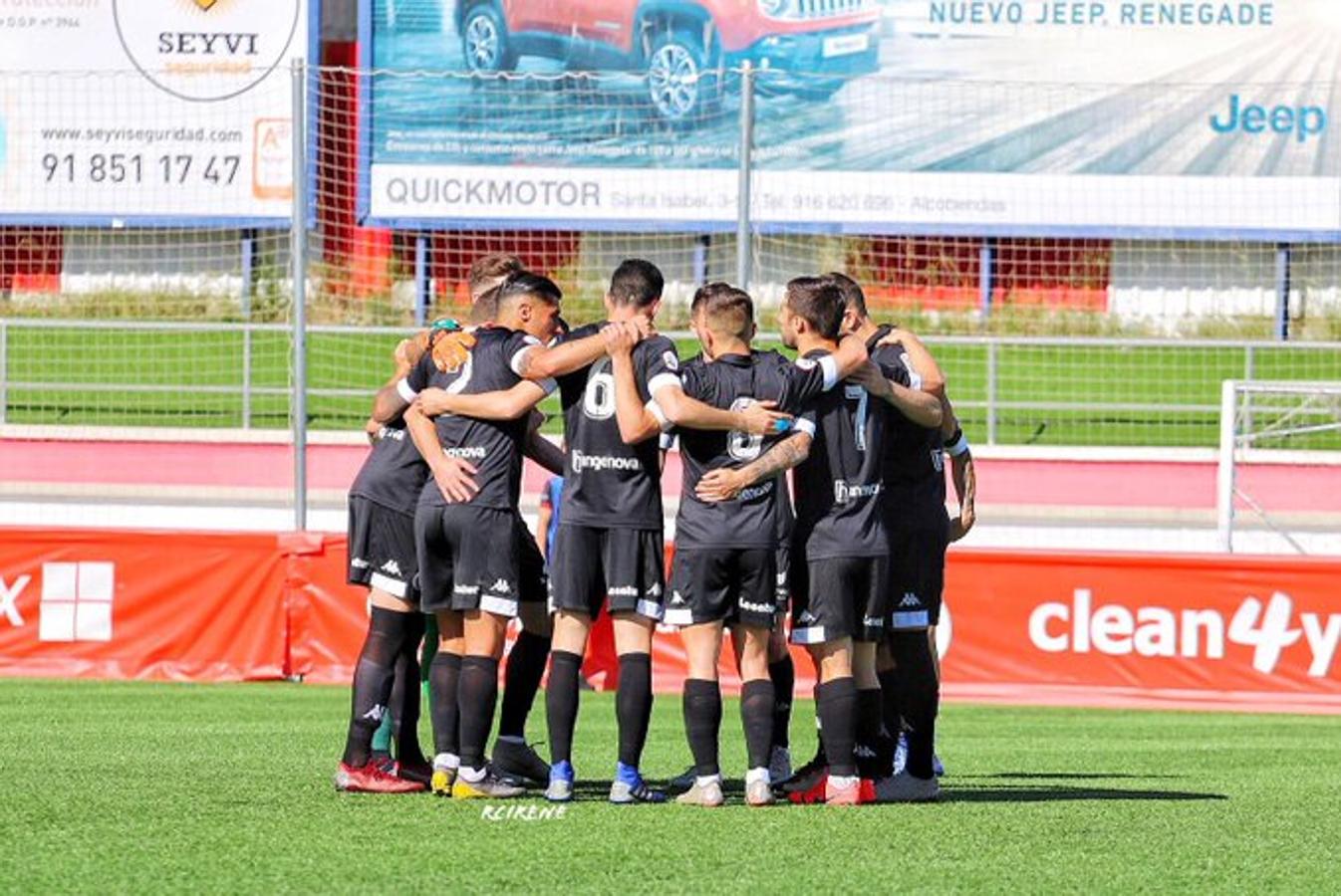 Partido correspondiente a la 37ª jornada del Grupo I de la Segunda División B entre el UD San Sebastián de los Reyes y la Cultural y Deportiva Leonesa disputado en el estadio municipal de Matapiñonera, en San Sebastián de los Reyes (Madrid)