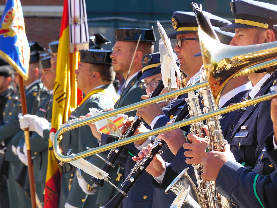 Fotos: ¡Viva honrada la Guardia Civil!