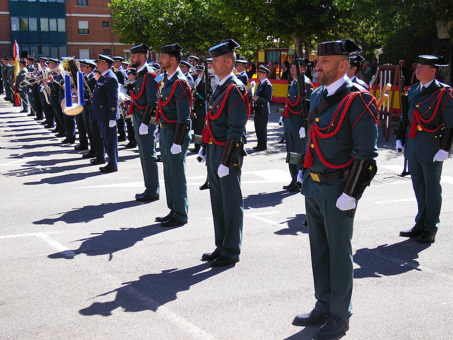 Fotos: ¡Viva honrada la Guardia Civil!