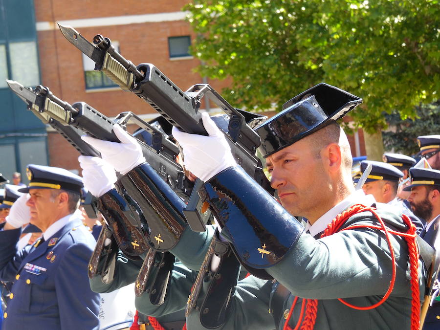 Fotos: ¡Viva honrada la Guardia Civil!