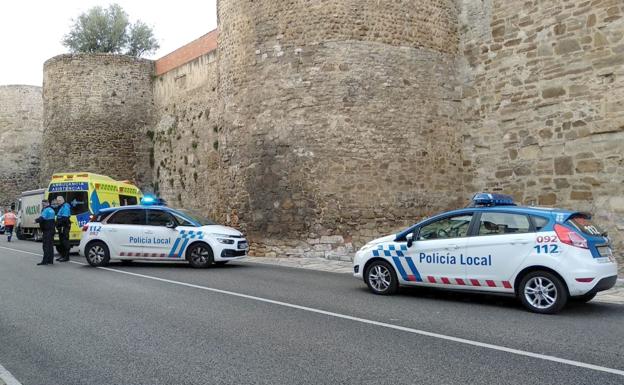 Efectivos de Emergencias en el lugar del suceso.