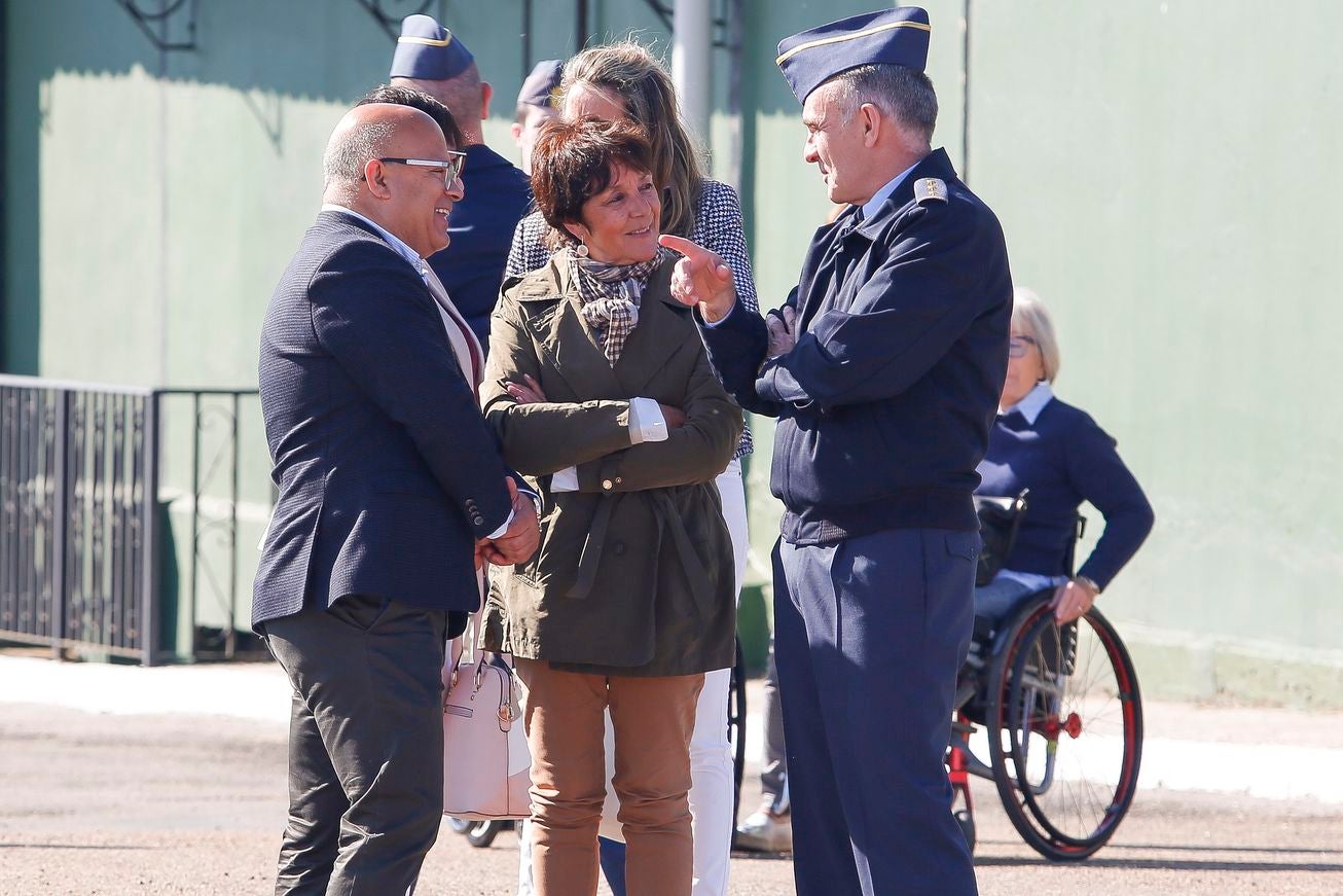 Cuarentena de personas con discapacidad, usuarias del CRE, disfrutan de vuelos en avioneta así como de una actividad de mototerapia | La delegada del Gobierno resalta la «plena inclusión» que permite el CRE de San Andrés en su IV Jornada de Vuelo Adaptado