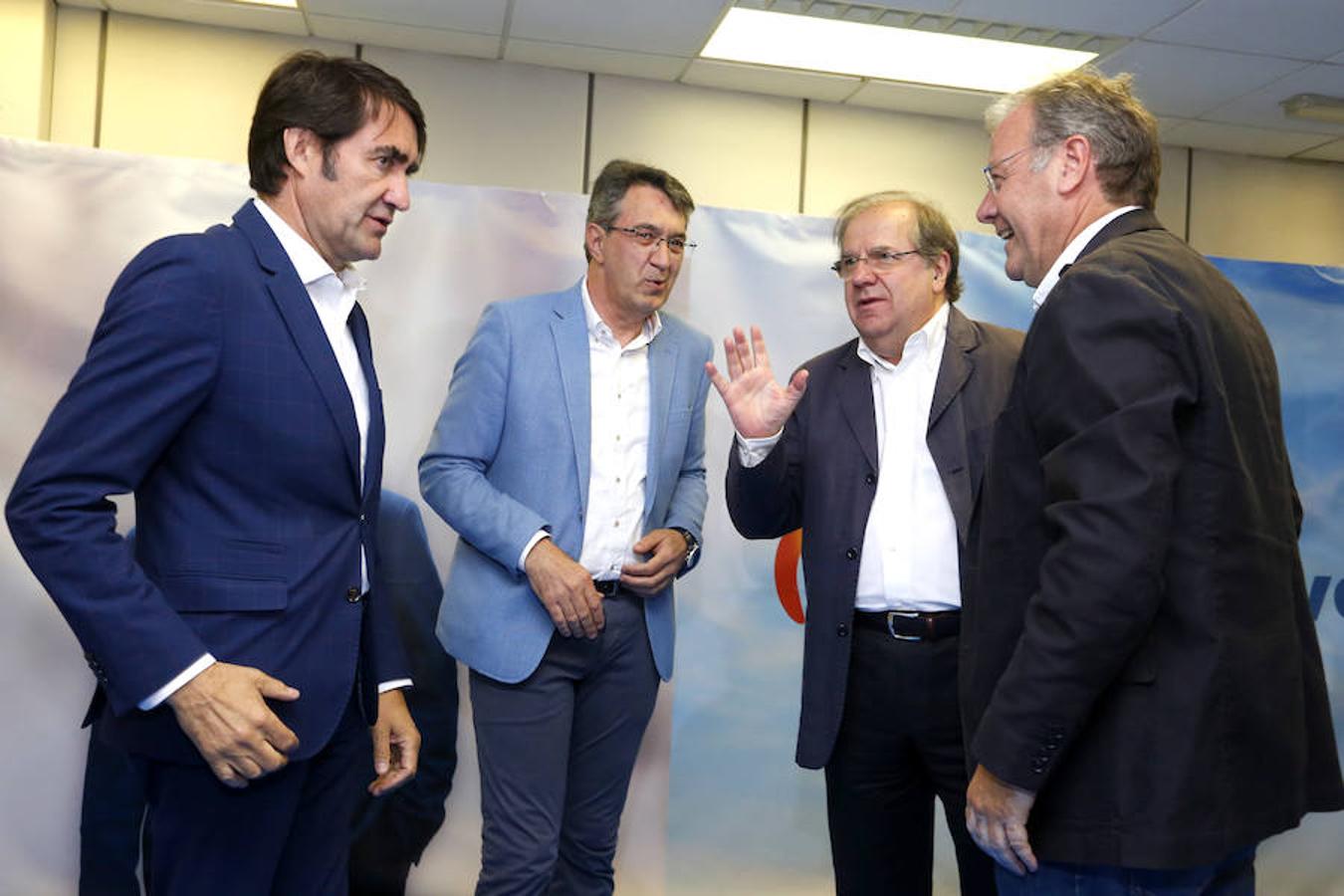 Fotos: Herrera participa en un mitin en León